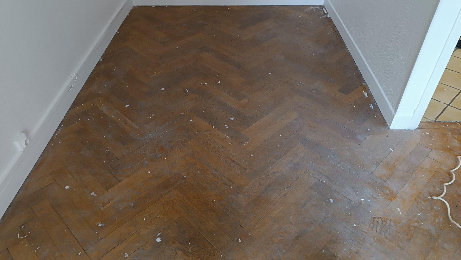 Rénovation d'un parquet en chêne massif