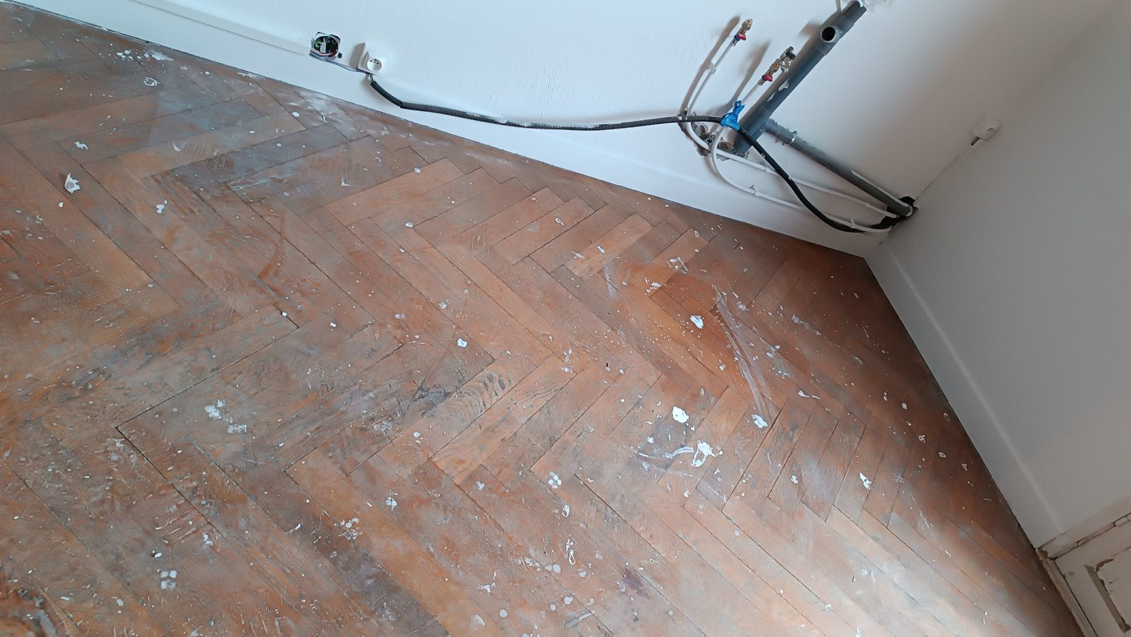 Rénovation d'un parquet en chêne massif